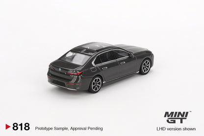 #818 - BMW i7 xDrive60 (Dravit Grey)