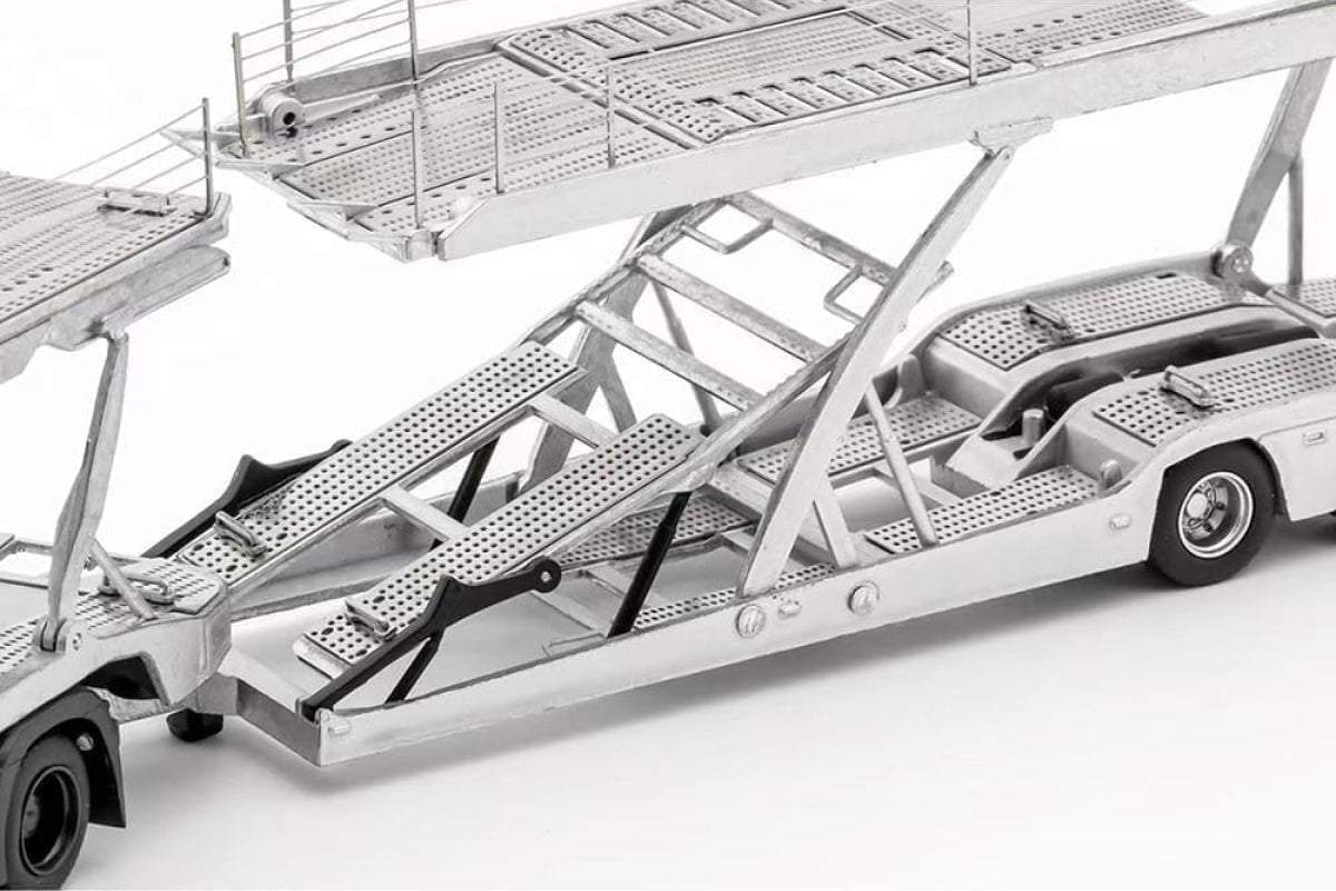 1:64 Mercedes-Benz AMG Actros Auto Transporter (Black)