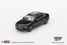 #802 - BMW i7 xDrive60 (Black Sapphire)