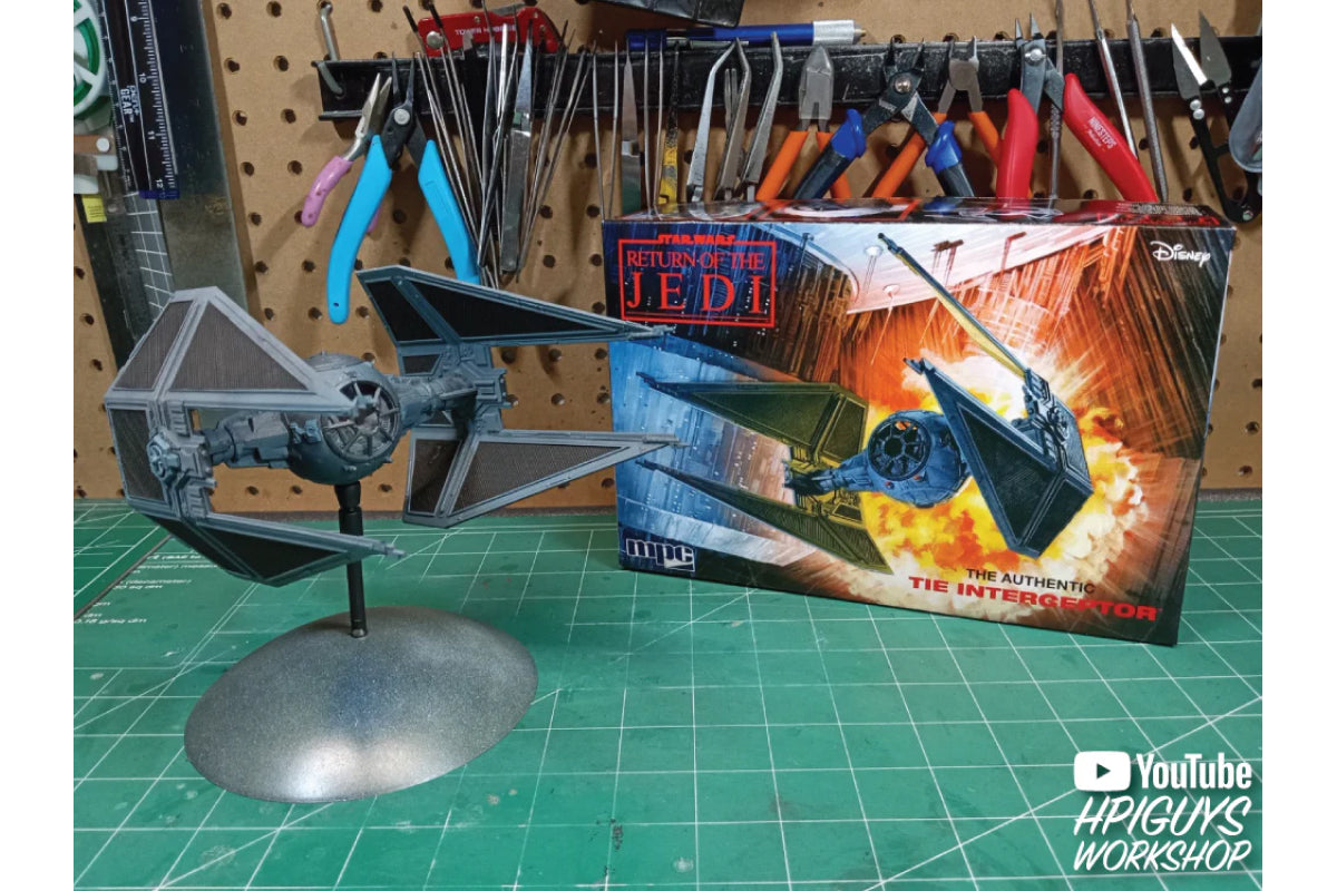 1:48 - Tie Interceptor "Return of the Jedi" (Model Kit)