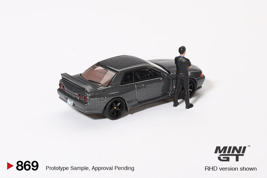 #869 - Nissan Skyline GT-R (R32) with Matsuda Figure Tsugio Matsuda Collection (Gunmetal)