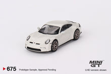 #675 - Porsche 911 (992) GT3 Touring Crayon