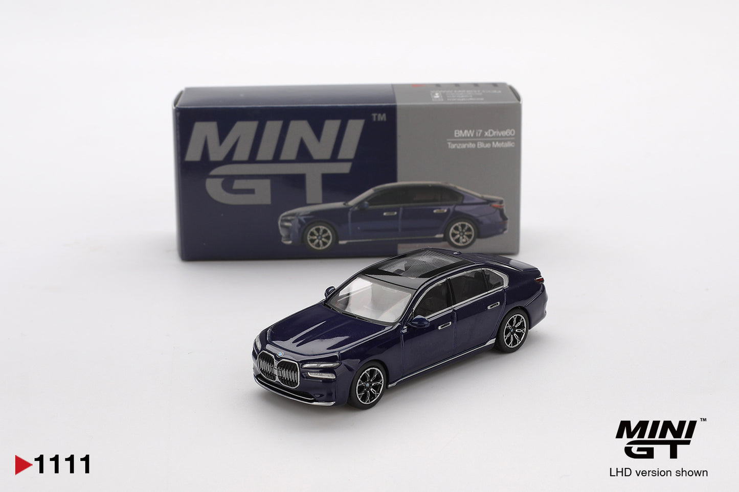 #1111 - BMW i7 xDrive60 (Tanzanite Blue Metallic)