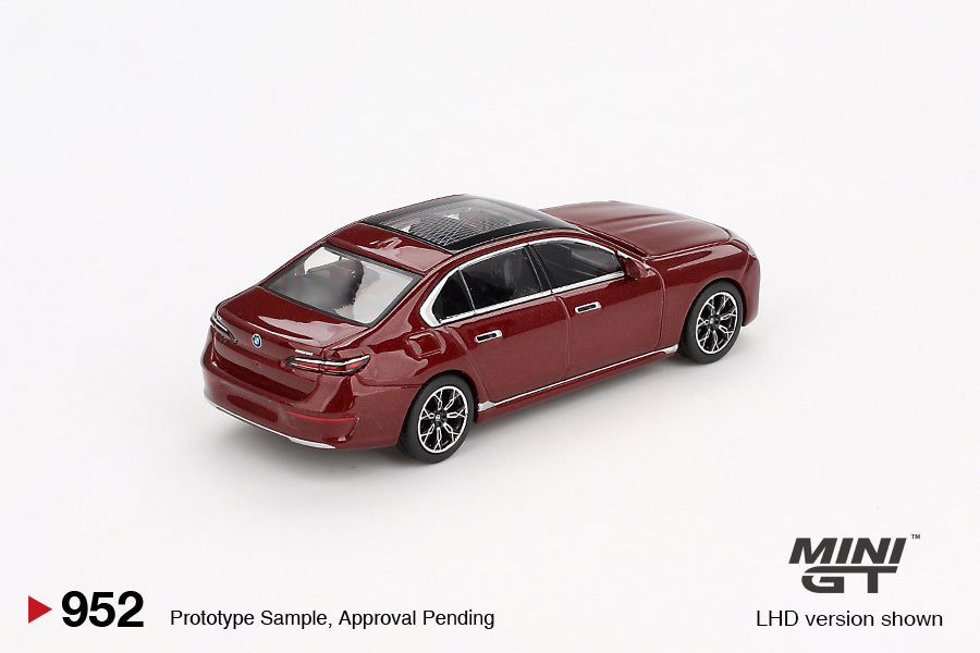 #952 - BMW i7 xDrive60 Aventurin