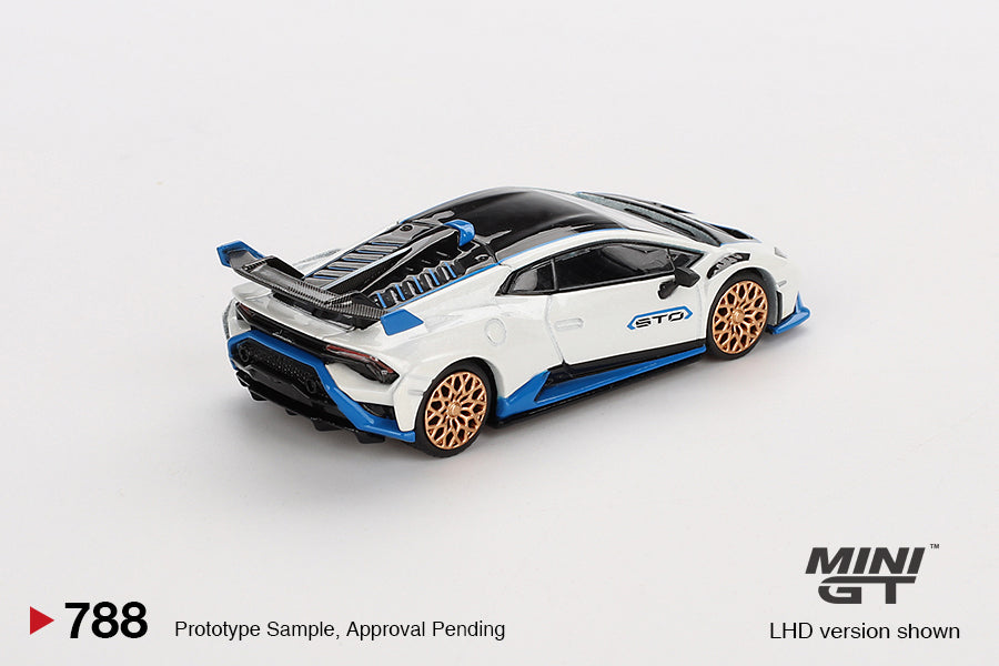 #788 - Lamborghini Huracán STO Bianco Asopo