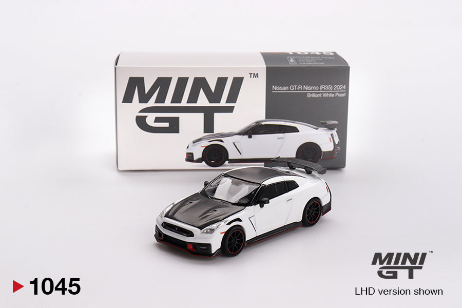 #1045 - Nissan GT-R Nismo 2024 Brilliant (White Pearl)