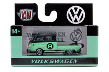 M2 Auto-Thentics 101 - 1960 VW double Cab Truck USA Model