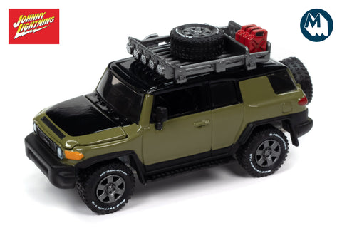 2007 Toyota FJ Cruiser / Off Road (Light Green with Flat Black)