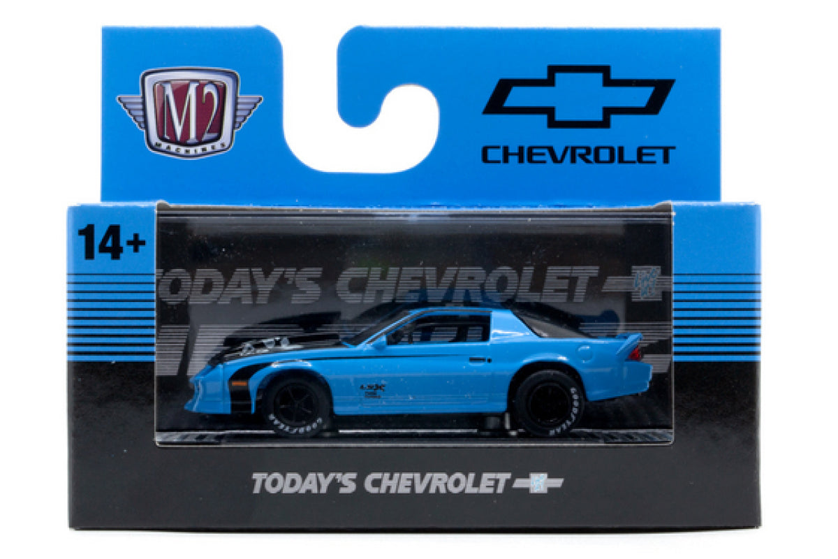 M2 Auto-Thentics 106 - 1985 Chevrolet Camaro IROC-Z