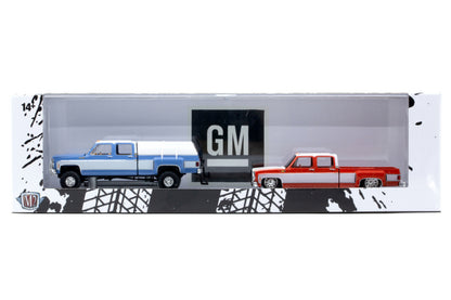 M2 Auto-Haulers 92 - 1975 Chevrolet Silverado 30 4X4 & 1976 GMC Sierra 3500
