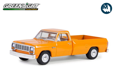 1982 Dodge Ram D-250 (DOT Orange)