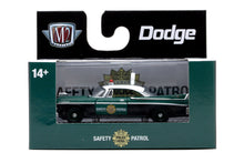 M2 Detroit Muscle 86 - 1957 Dodge Coronet Police Car D500