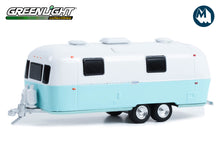 1971 Airstream Double-Axle Land Yacht Safari - Custom White and Seafoam