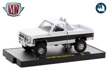 M2 Auto-Thentics 93 - 1976 GMC Sierra Grande 15 4X4