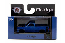 M2 Auto-Thentics 95 - 1976 Dodge Adventurer 150 Custom