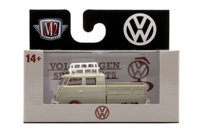 M2 Auto-Thentics 93 - 1959 VW Double Cab Truck USA Model
