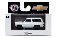 M2 Auto-Thentics 99 - 1974 Chevrolet K5 Blazer 4X4