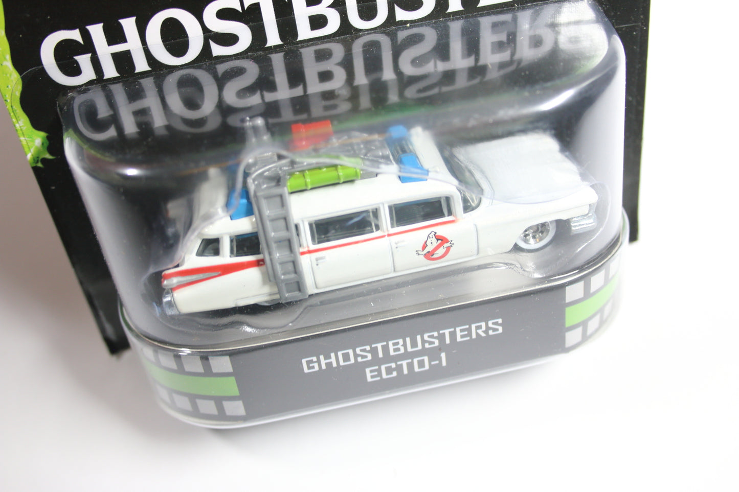 [Pre-owned] Hot Wheels Retro Entertainment 2013 Mix 1 / Ghostbusters Ecto-1 - Ghostbusters