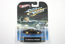 [Pre-owned] Hot Wheels Retro Entertainment 2013 Mix 2 / '77 Pontiac Firebird - Smokey and the Bandit