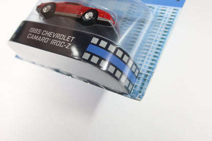 [Pre-owned] Hot Wheels Retro Entertainment 2013 Mix 6 / 1985 Chevrolet Camaro IROC-Z - Simon & Simon