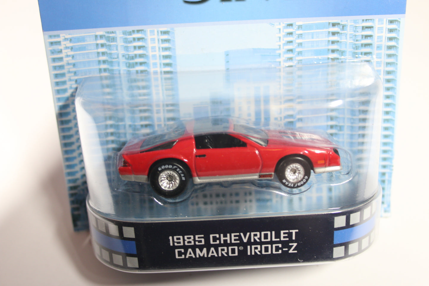 [Pre-owned] Hot Wheels Retro Entertainment 2013 Mix 6 / 1985 Chevrolet Camaro IROC-Z - Simon & Simon
