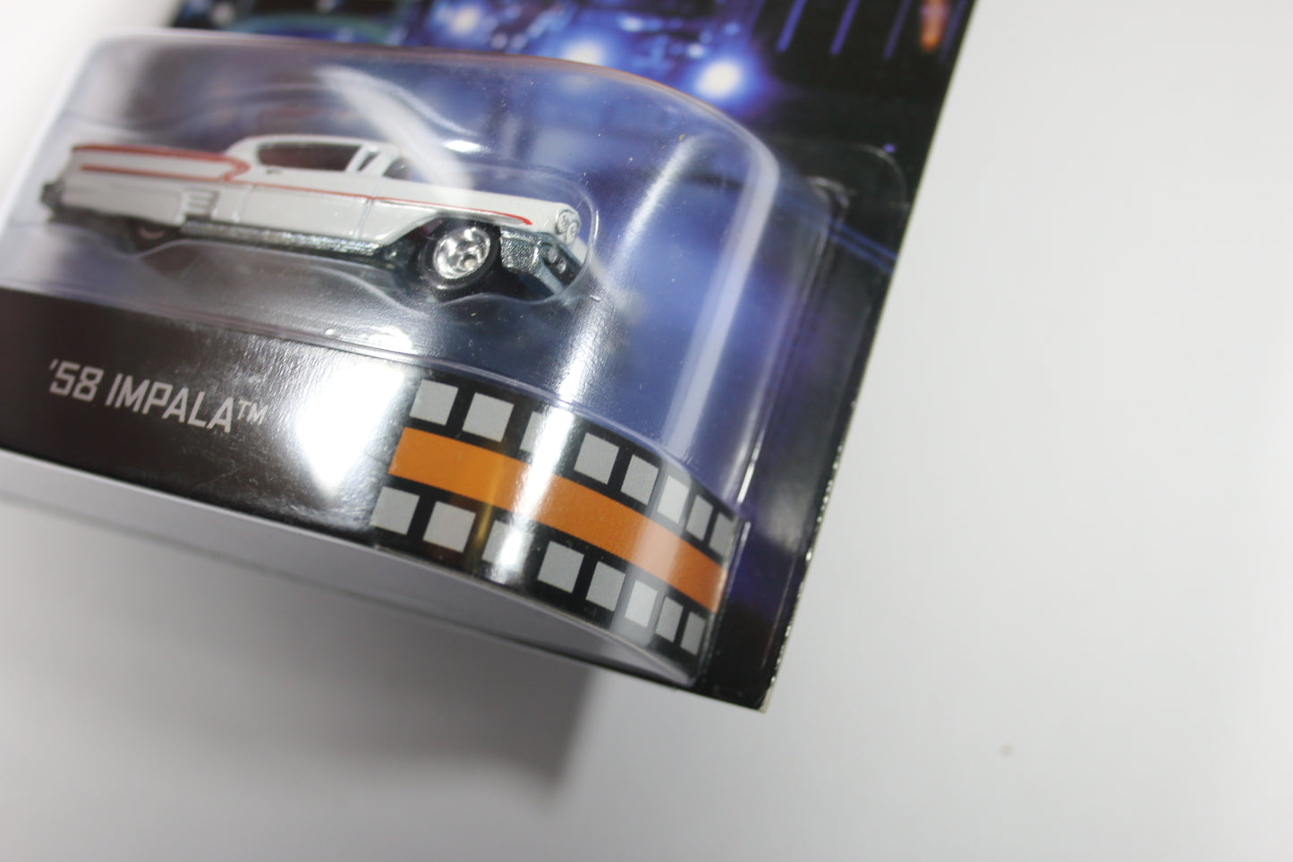 [Pre-owned] Hot Wheels Retro Entertainment 2013 Mix 6 / '58 Impala - American Graffiti