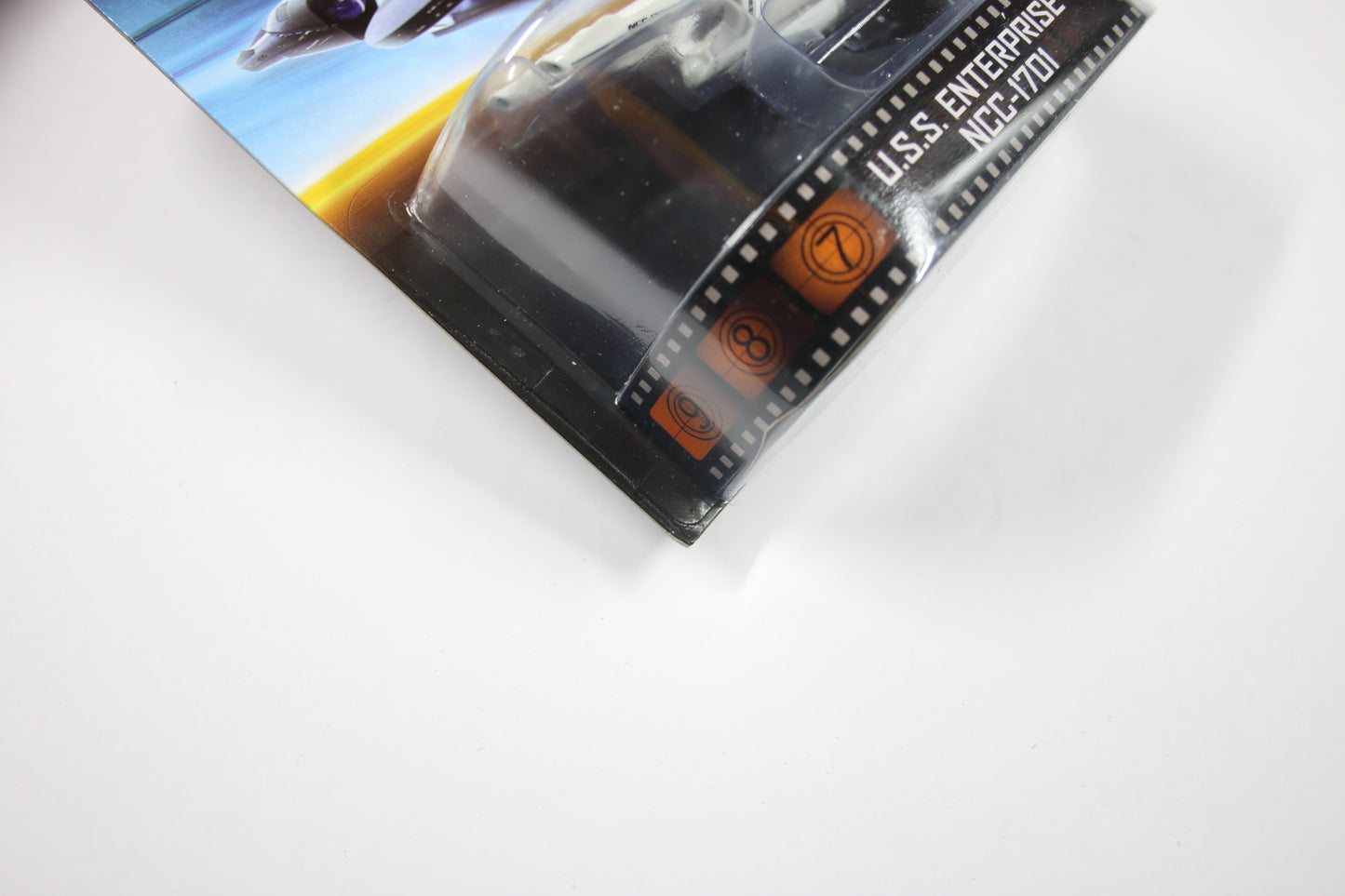 [Pre-owned] Hot Wheels Retro Entertainment 2014 Mix 1 / U.S.S. Enterprise NCC-1701 - Star Trek