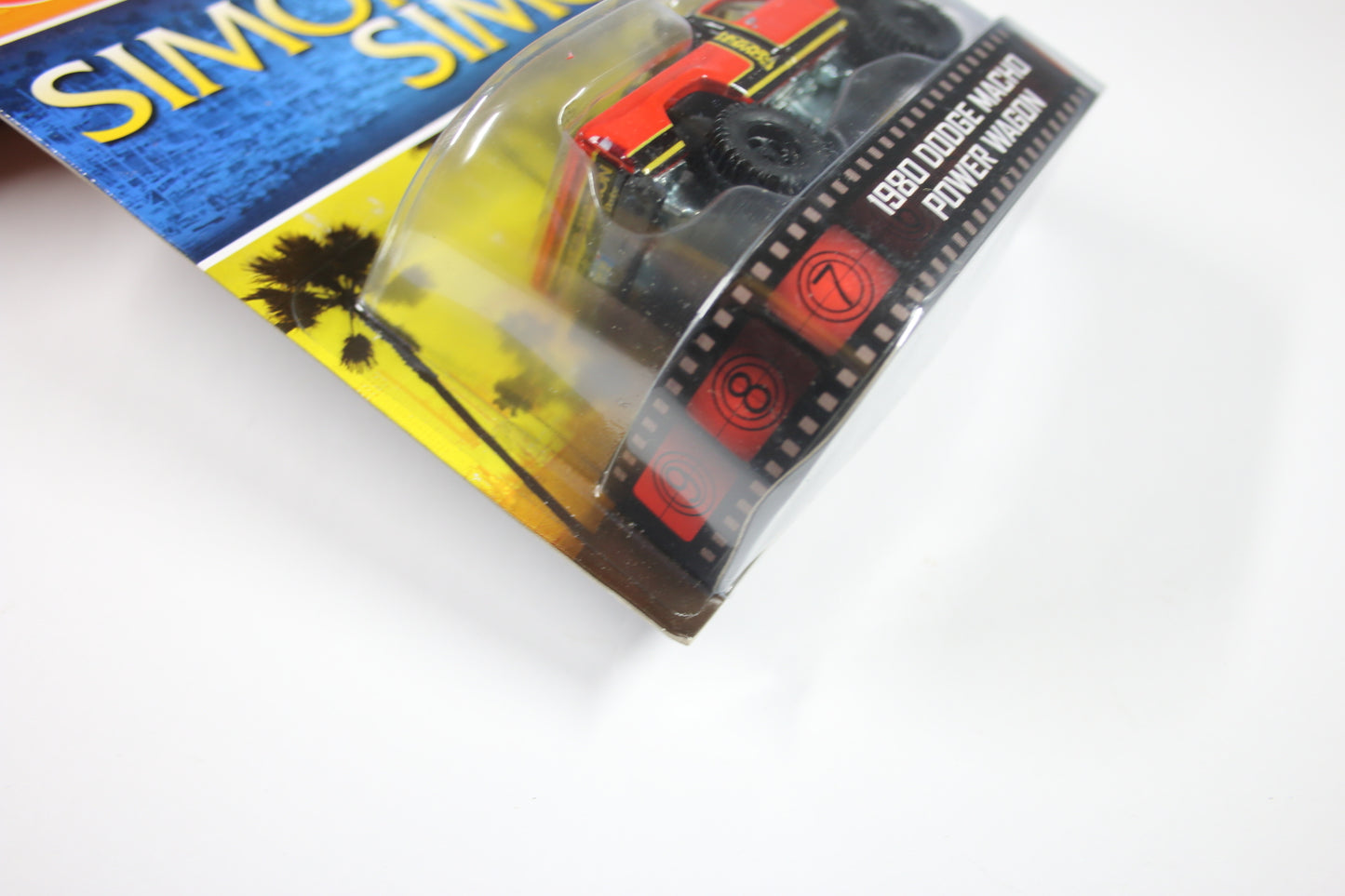 [Pre-owned] Hot Wheels Retro Entertainment 2014 Mix 1 / 1980 Dodge Macho Power Wagon - Simon & Simon