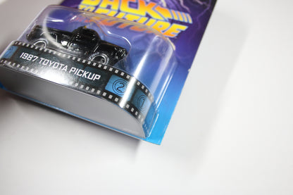 [Pre-owned] Hot Wheels Retro Entertainment 2014 Mix 3 / 1987 Toyota Pickup - Back to the Future