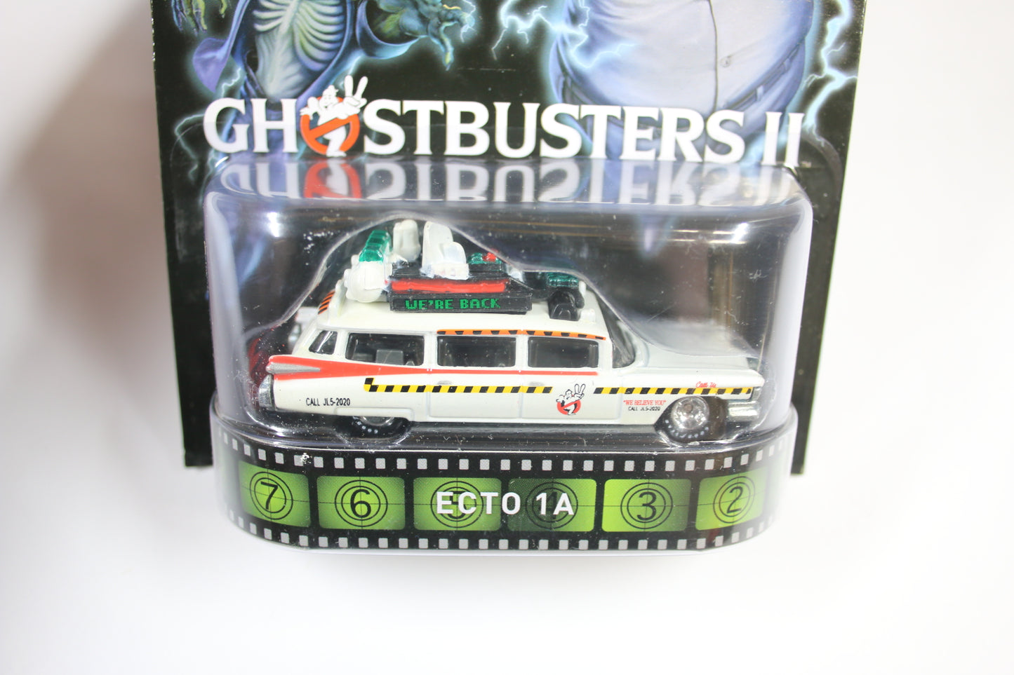 [Pre-owned] Hot Wheels Retro Entertainment 2014 Mix 6 / Ecto 1A - Ghostbusters II