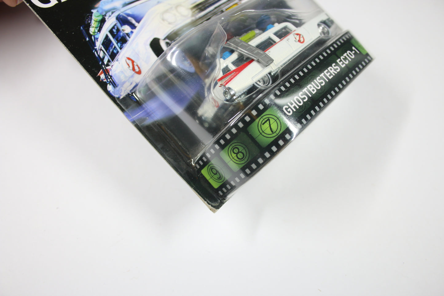 [Pre-owned] Hot Wheels Retro Entertainment 2016 Mix 1 / Ghostbusters Ecto-1 - Ghostbusters