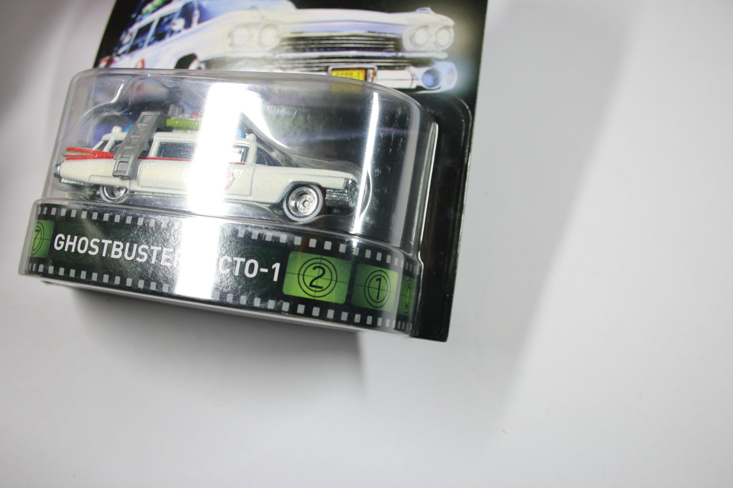 [Pre-owned] Hot Wheels Retro Entertainment 2016 Mix 1 / Ghostbusters Ecto-1 - Ghostbusters