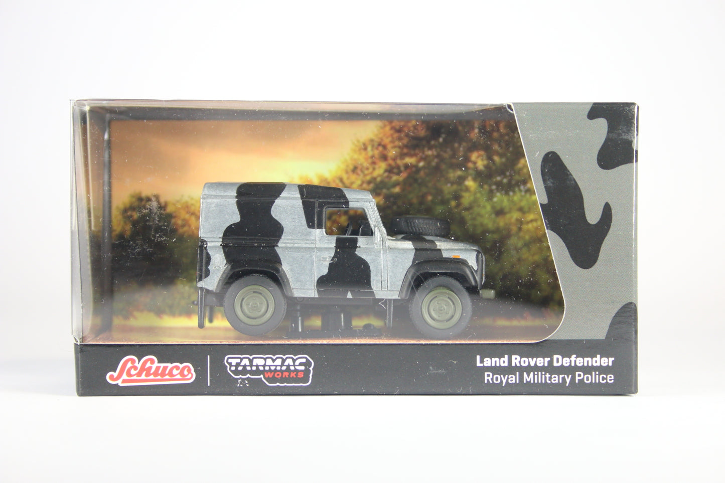 [Raw Chase] Land Rover Defender - Royal Military Police