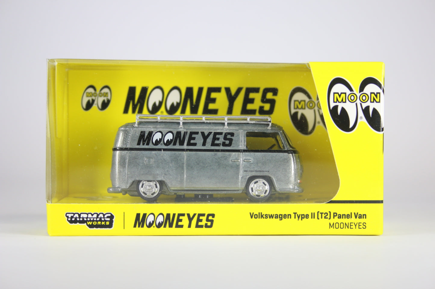 [Raw Chase] Volkswagen Type II (T2) Panel Van - Mooneyes with Roof Rack