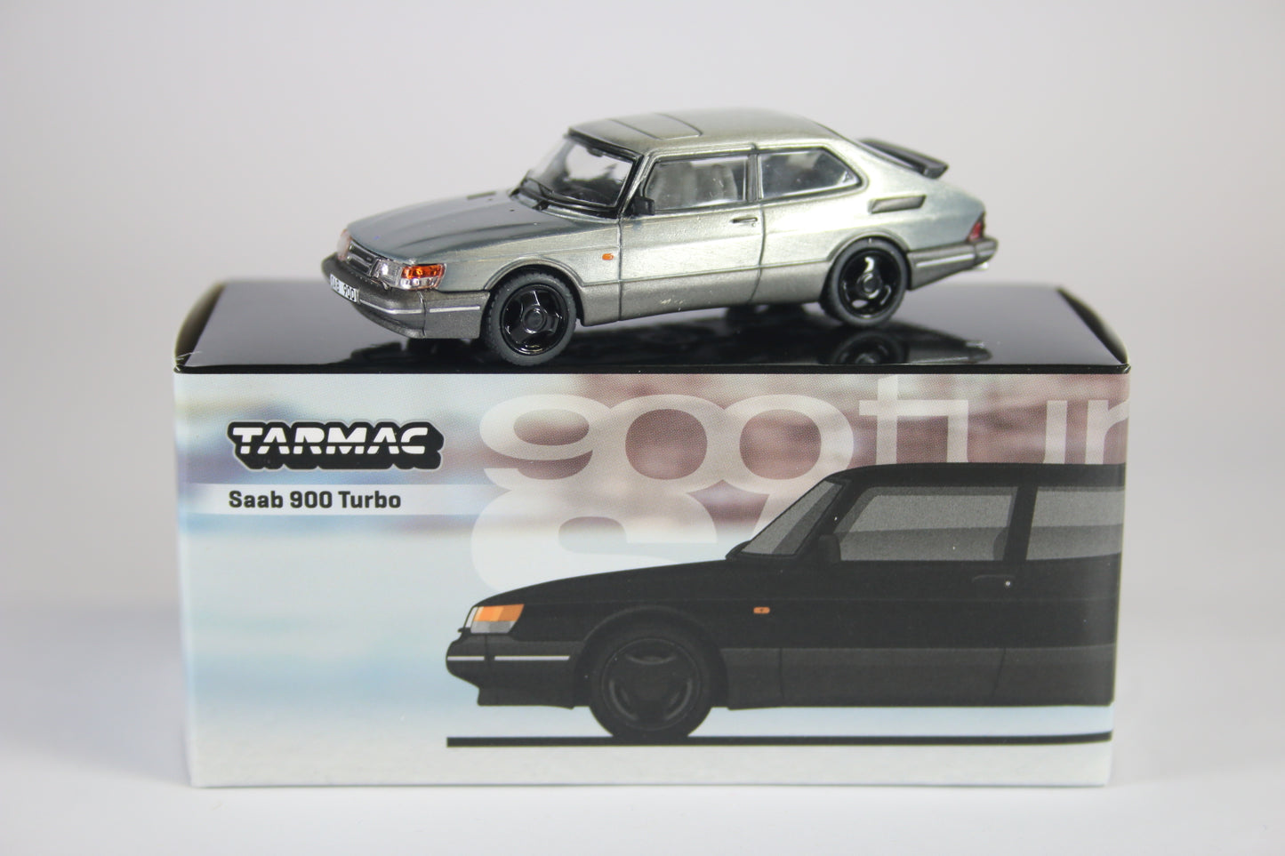 [Chase] Saab 900 Turbo