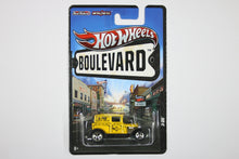 [Pre-owned] Hot Wheels Boulevard 2012 / Big Hits - A-OK (Pearl Yellow)