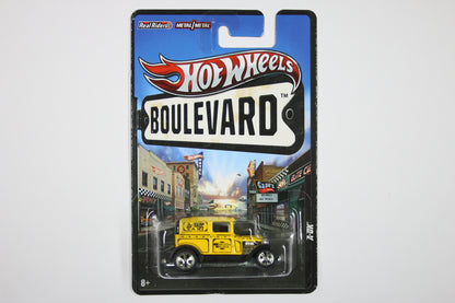 [Pre-owned] Hot Wheels Boulevard 2012 / Big Hits - A-OK (Pearl Yellow)