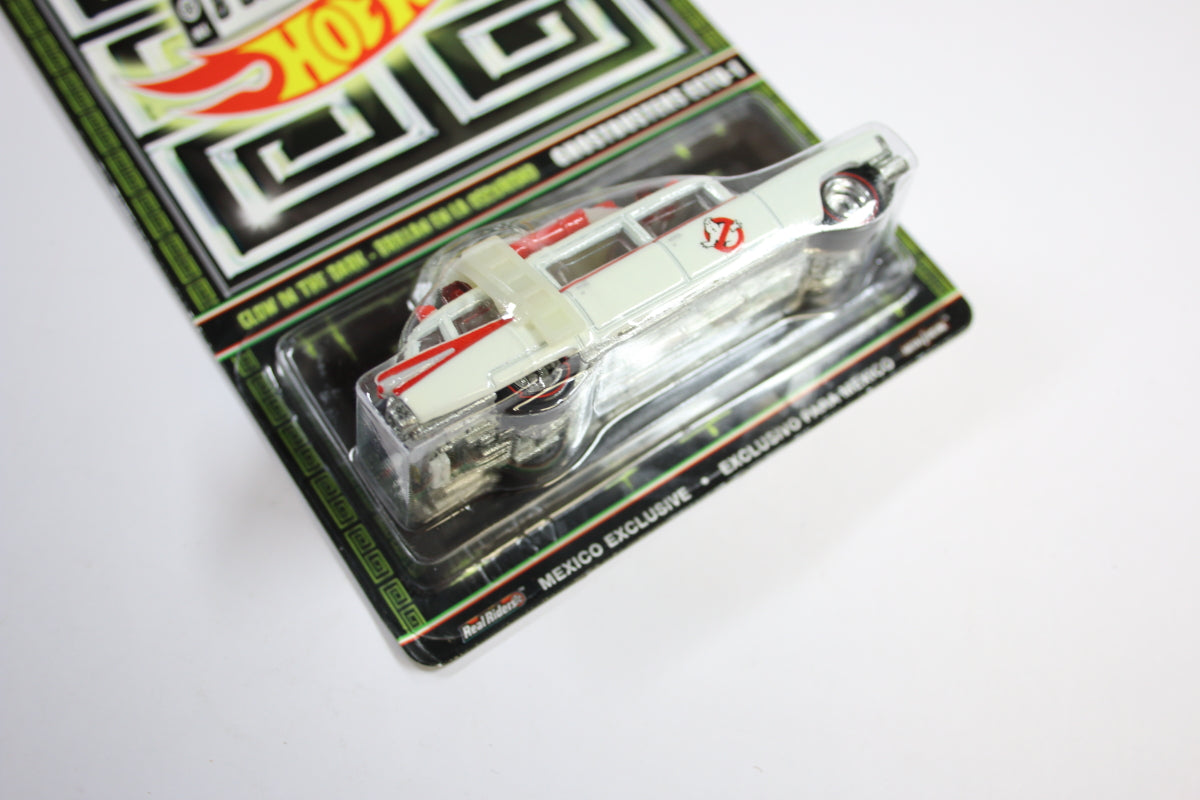 Pre-owned] 2015 Mexico Hot Wheels Convention - Ghostbusters Ecto-1