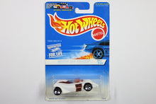 [Pre-owned] Hot Wheels Mainline 1997 #564 - Twin Mill II "White Ice Series"