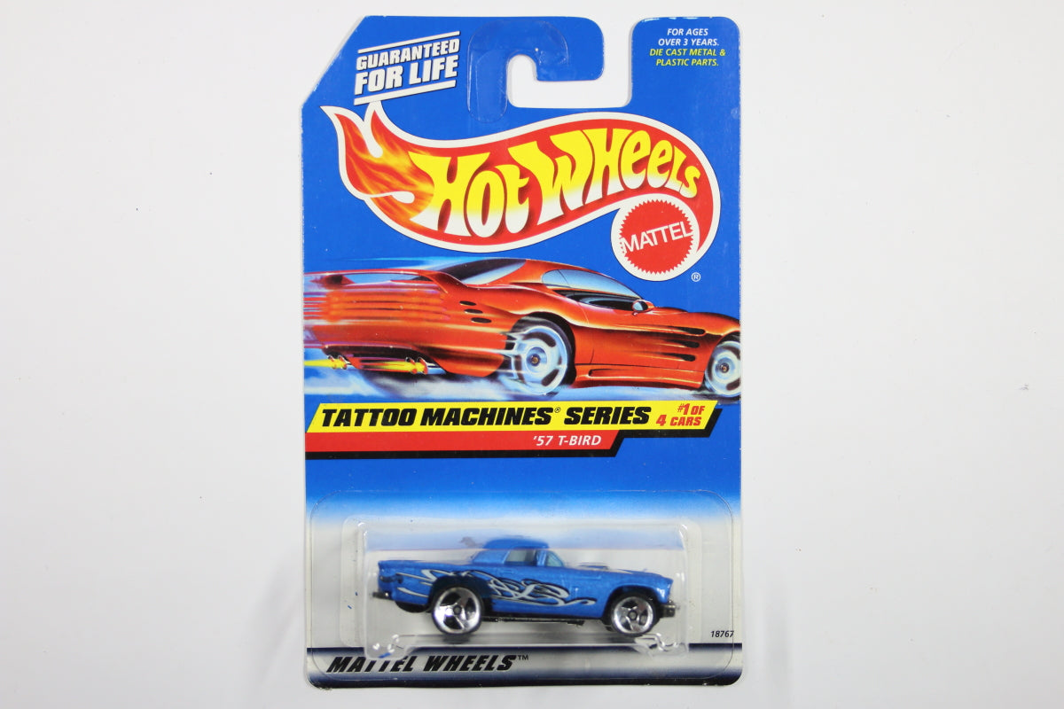 [Pre-owned] Hot Wheels Mainline 1998 #685 - '57 T-Bird "Tattoo Machines Series"