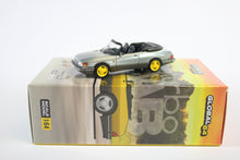 [Chase] Saab 900 Turbo Convertible + Trading Cards