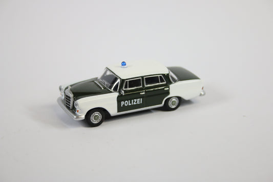 [Loose] Mercedes-Benz 200 (W110) - Polizei