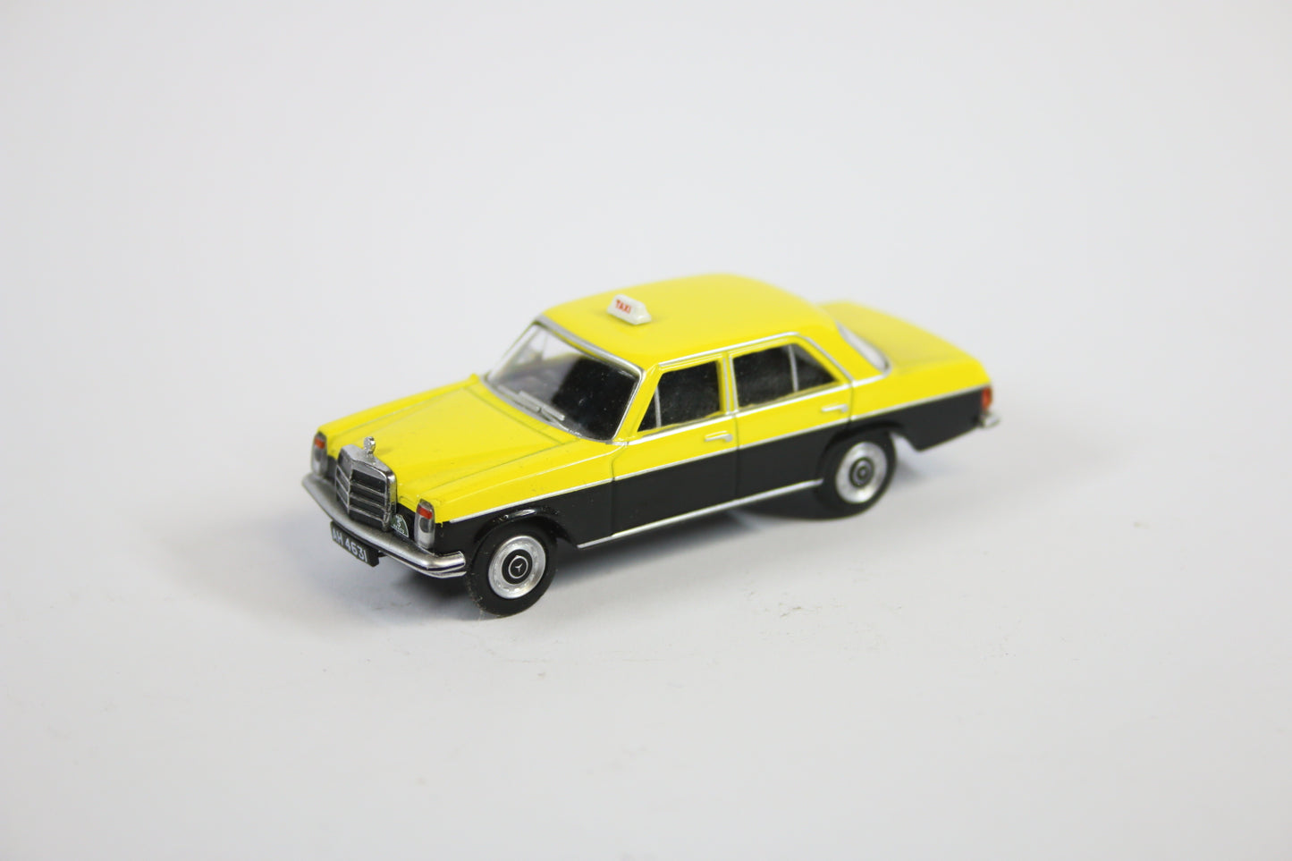 [Loose] Mercedes-Benz 200D Hong Kong Taxi (Hong Kong Limited Edition)