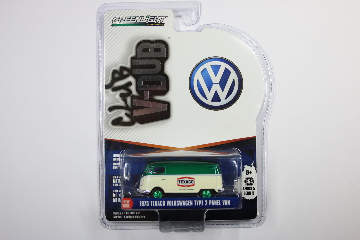 [Green Machine] 1975 Volkswagen Type 2 Panel Van Texaco