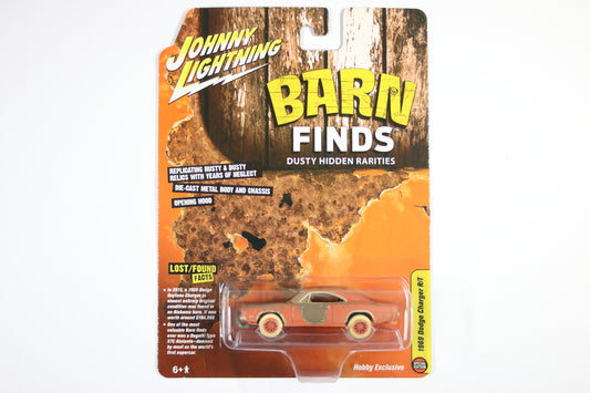 [White Lightning] 1969 Dodge Charger R/T (Orange / Dirty)