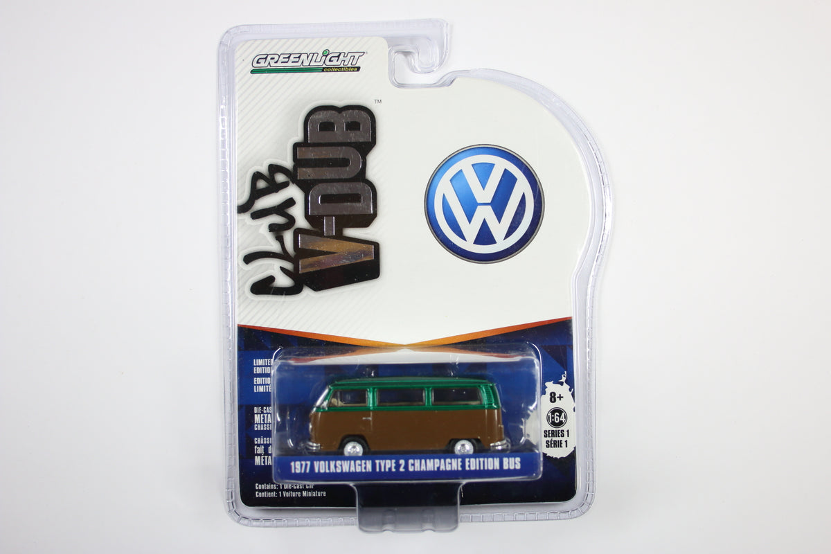 [Green Machine] 1977 Volkswagen Type 2 Champagne Edition Bus
