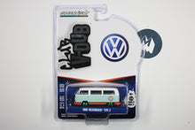 [Green Machine] 1968 Volkswagen Type 2 (T2) - Gulf Oil