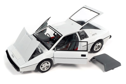 1:18 - 1971 Lotus Espirit Series 1 / James Bond. The Spy Who Loved Me