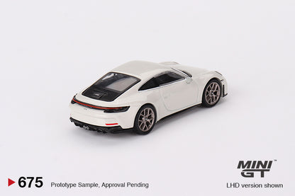 #675 - Porsche 911 (992) GT3 Touring Crayon