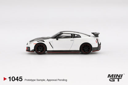 #1045 - Nissan GT-R Nismo 2024 Brilliant (White Pearl)